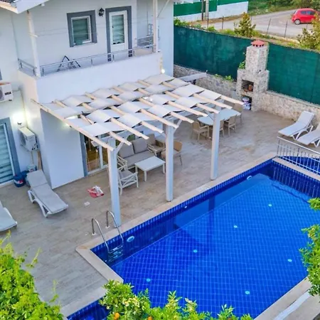 Villa Yaniklar 4 Bedroom 8935 Fethiye
